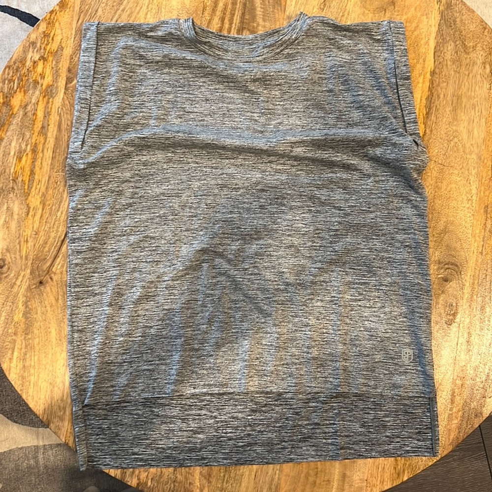 Born primitive womens muscle tank grey. Never worn